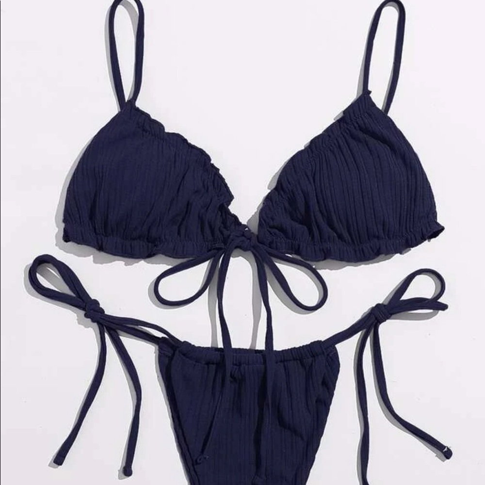 Side tie bikini